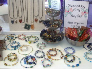 Local Artist beaded jewelry, beaded bracelets and necklaces